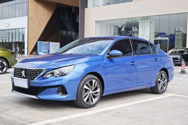 Ojetý Peugeot 408 2019 230THP Automatic Luxury Edition China V Standard