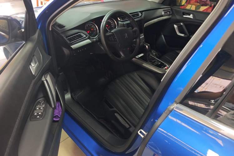Used Peugeot 408 2019 360THP Automatic Luxury Edition China VI Standard Driver Seat