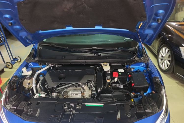 Used Peugeot 408 2019 360THP Automatic Luxury Edition China VI Standard Engine Bay
