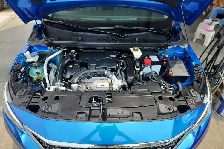 Used Peugeot 408 2019 350THP Automatic Luxury Edition China V Standard Engine Bay