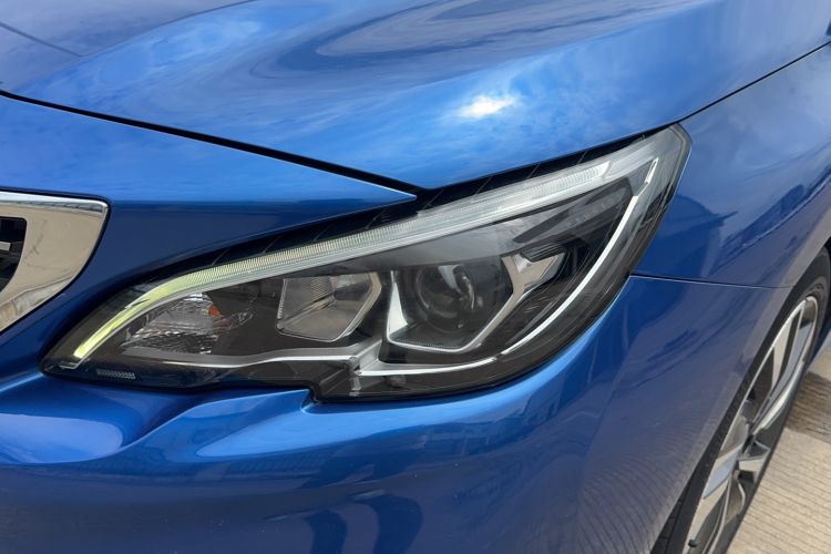 Used Peugeot 408 2019 350THP Automatic Luxury Edition China V Standard Left Front Headlight
