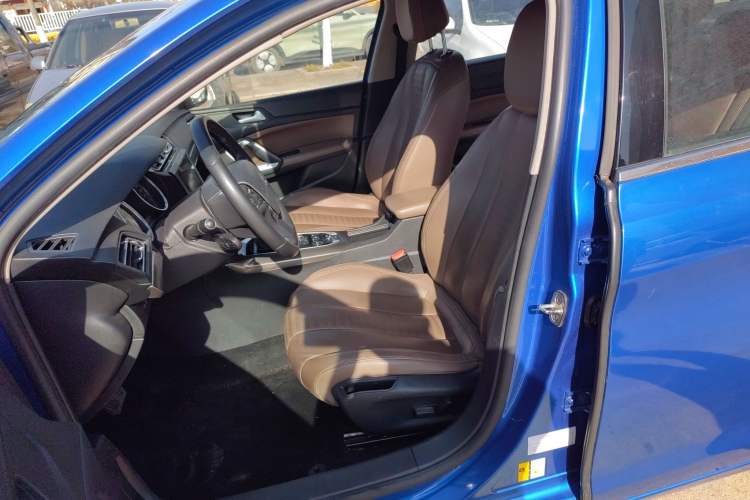 Used Peugeot 408 2019 350THP Automatic Prestige Version China V Standard Left Front Seat