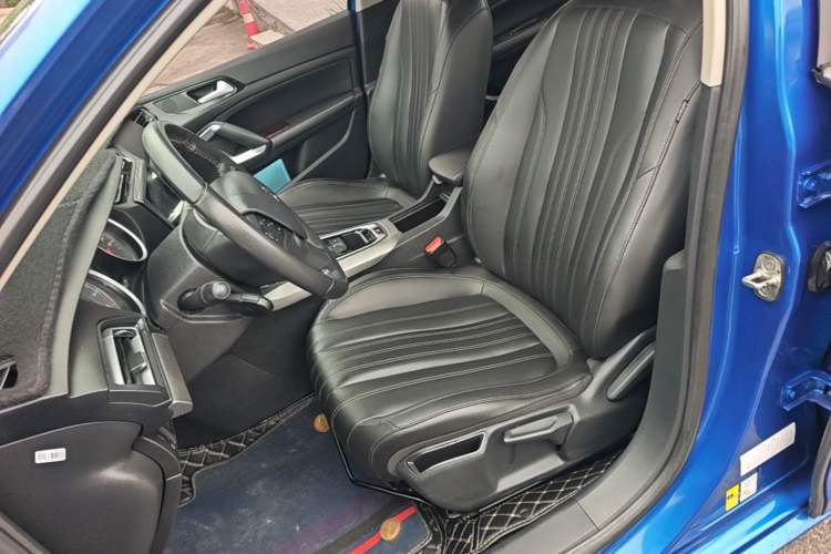 Used Peugeot 408 2019 230THP Automatic Luxury Edition China V Standard Left Front Seat