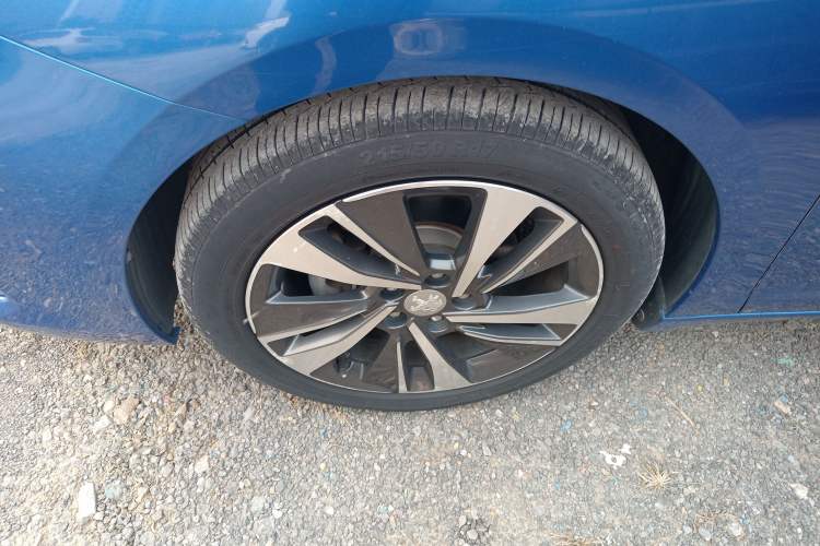 Used Peugeot 408 2019 230THP Automatic Luxury Edition China V Standard Left Front Wheel Hub