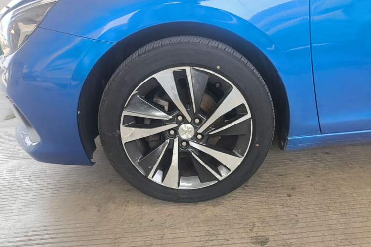 Used Peugeot 408 2019 230THP Automatic Luxury Edition China V Standard Left Front Wheel Hub