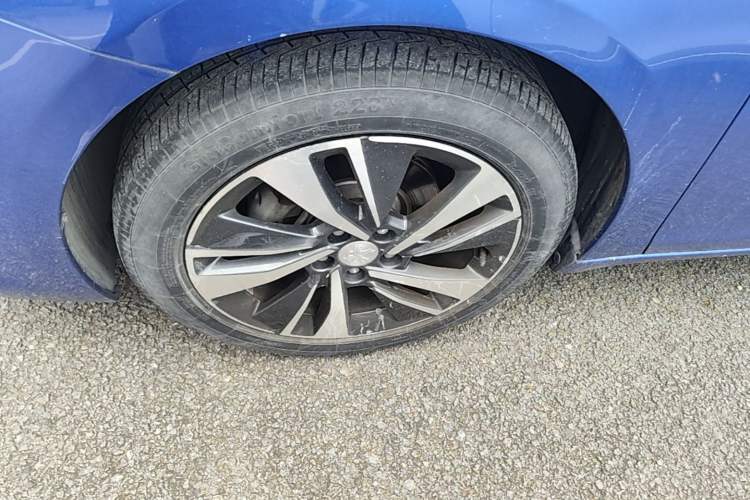 Used Peugeot 408 2019 230THP Automatic Luxury Edition China V Standard Left Front Wheel Hub