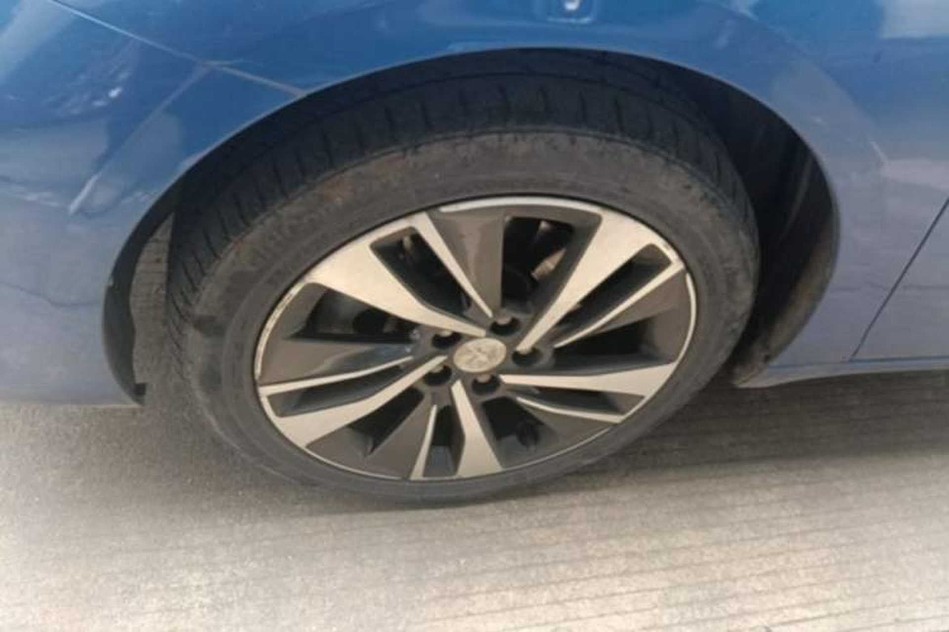 Used Peugeot 408 2019 350THP Automatic Luxury Edition China V Standard Left Front Wheel Hub