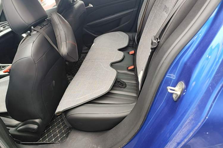Used Peugeot 408 2019 230THP Automatic Luxury Edition China V Standard Left Rear Seat