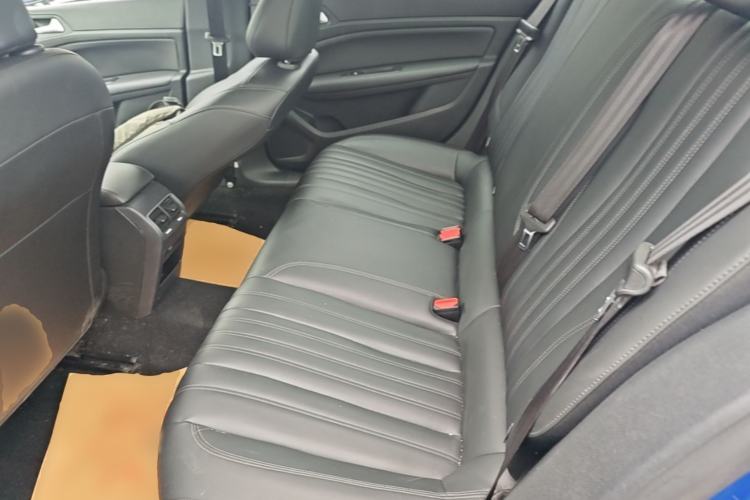 Used Peugeot 408 2019 350THP Automatic Luxury Edition China V Standard Left Rear Seat