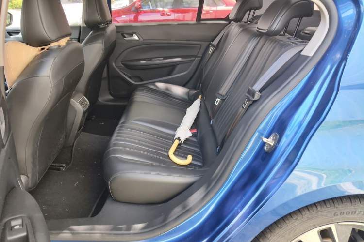Used Peugeot 408 2019 350THP Automatic Luxury Edition China V Standard Left Rear Seat