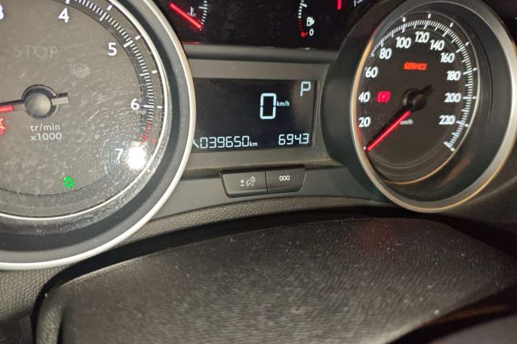 Used Peugeot 408 2019 350THP Automatic Luxury Edition China V Standard Odometer Close Up