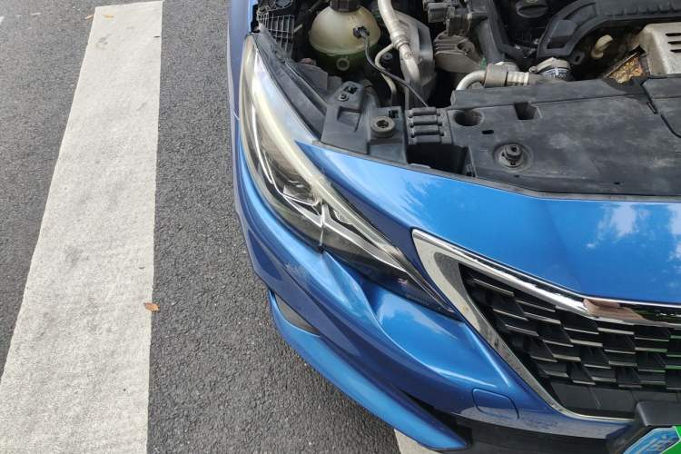 Used Peugeot 408 2019 230THP Automatic Luxury Edition China V Standard Right Front Headlight