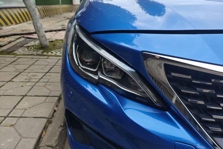 Used Peugeot 408 2019 350THP Automatic Luxury Edition China V Standard Right Front Headlight