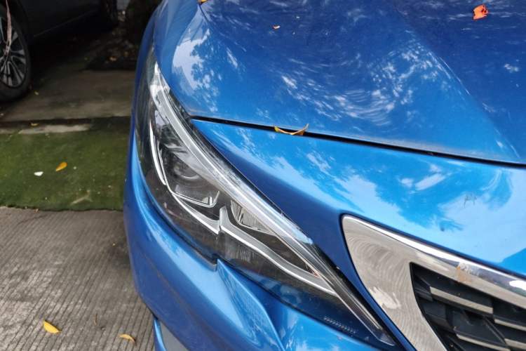 Used Peugeot 408 2019 350THP Automatic Luxury Edition China V Standard Right Front Headlight