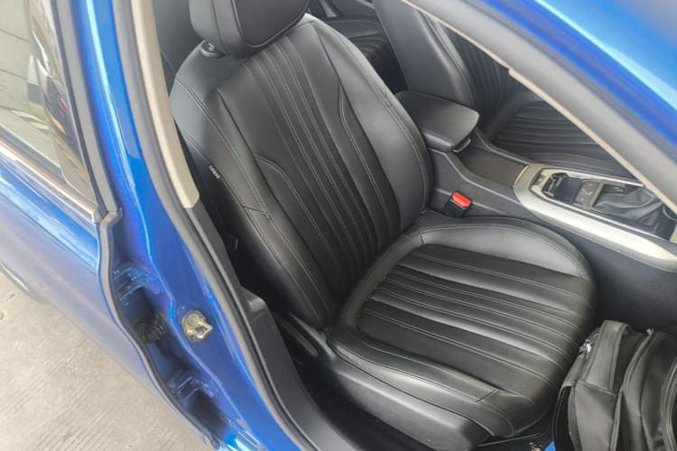 Used Peugeot 408 2019 230THP Automatic Luxury Edition China V Standard Right Front Seat
