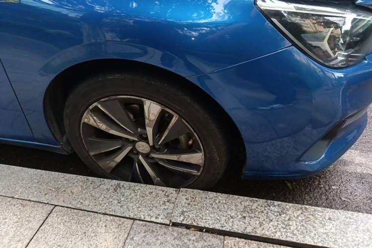Used Peugeot 408 2019 350THP Automatic Luxury Edition China V Standard Right Front Wheel Hub