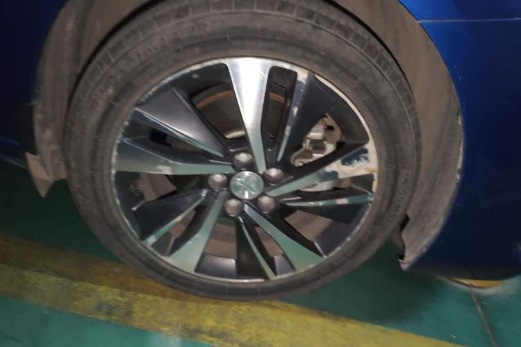 Used Peugeot 408 2019 350THP Automatic Luxury Edition China V Standard Right Front Wheel Hub