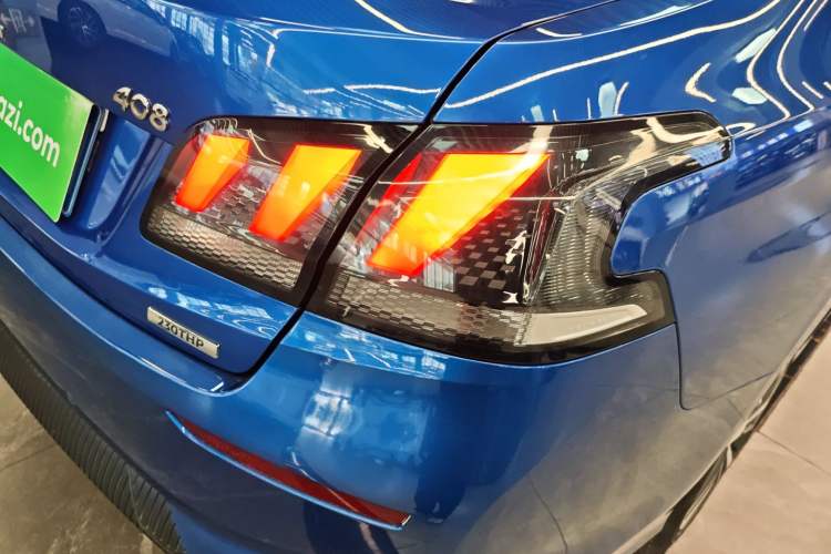 Used Peugeot 408 2019 230THP Automatic Luxury Edition China V Standard Right Rear Taillight