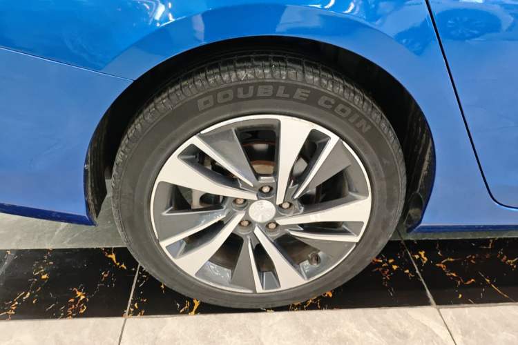 Used Peugeot 408 2019 230THP Automatic Luxury Edition China V Standard Right Rear Wheel Hub