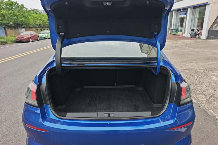 Used Peugeot 408 2019 230THP Automatic Luxury Edition China V Standard Trunk