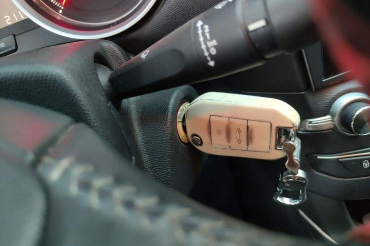 Used Peugeot 408 2019 230THP Automatic Luxury Edition China V Standard Vehicle Key