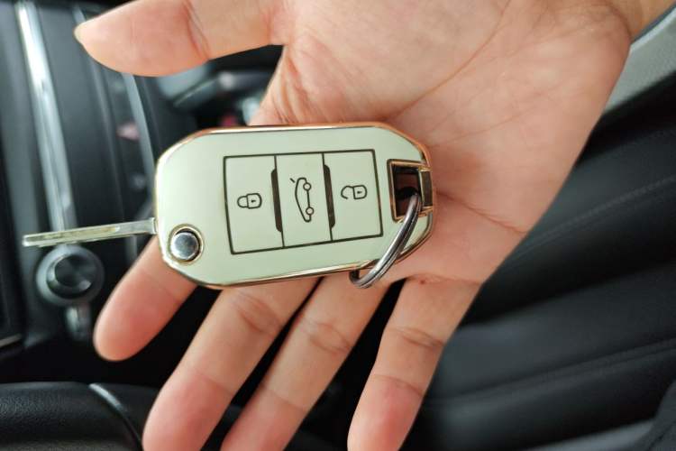 Used Peugeot 408 2019 350THP Automatic Luxury Edition China V Standard Vehicle Key
