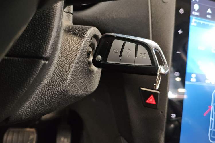 Used Peugeot 408 2019 230THP Automatic Luxury Edition China V Standard Vehicle Key