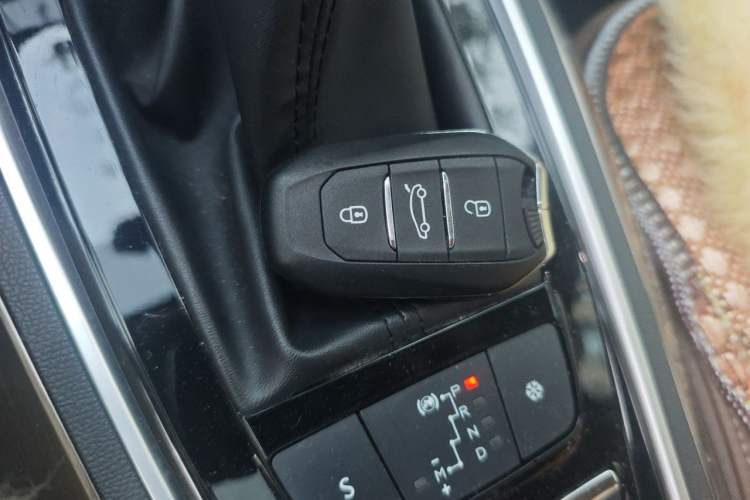 Used Peugeot 408 2019 350THP Automatic Prestige Version China V Standard Vehicle Key