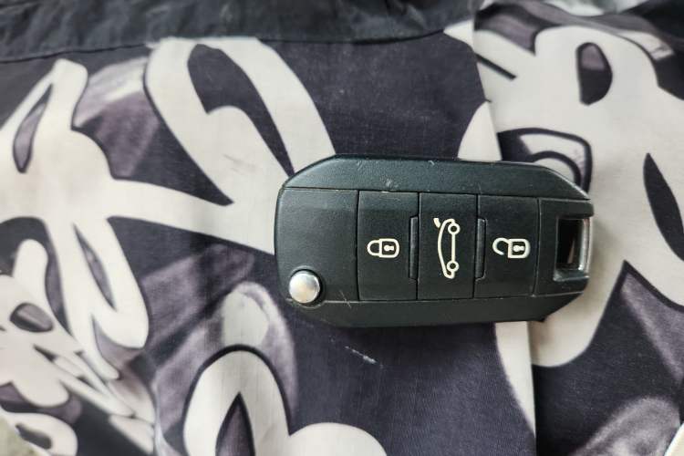 Used Peugeot 408 2019 350THP Automatic Luxury Edition China V Standard Vehicle Key
