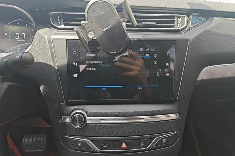 Used Peugeot 408 2019 360THP Automatic Luxury Edition China VI Standard Audio And AC Panel
