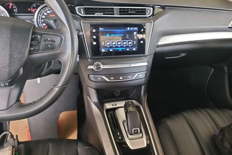 Used Peugeot 408 2019 230THP Automatic Luxury Edition China VI Standard Audio And AC Panel