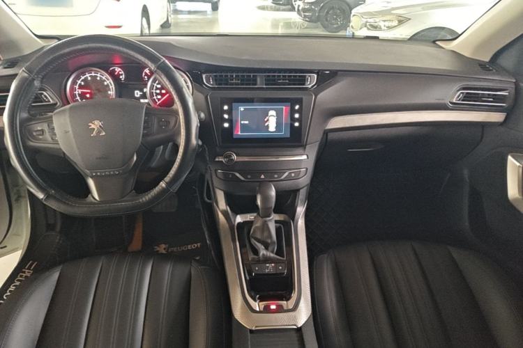 Used Peugeot 408 2019 360THP Automatic Prestige Edition China VI Standard Center Console