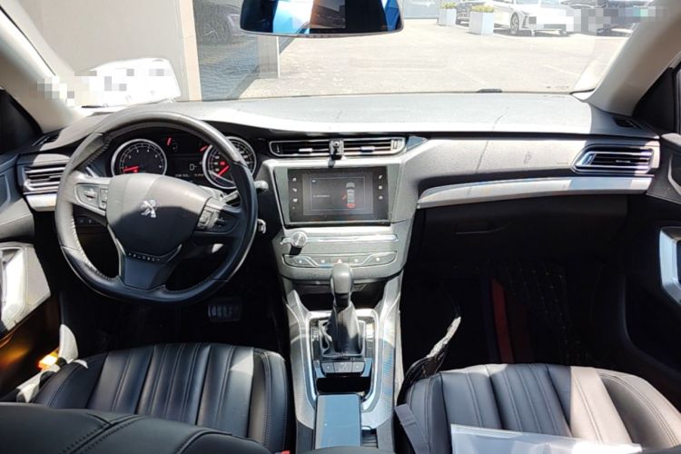 Used Peugeot 408 2019 360THP Automatic Luxury Edition China VI Standard Center Console