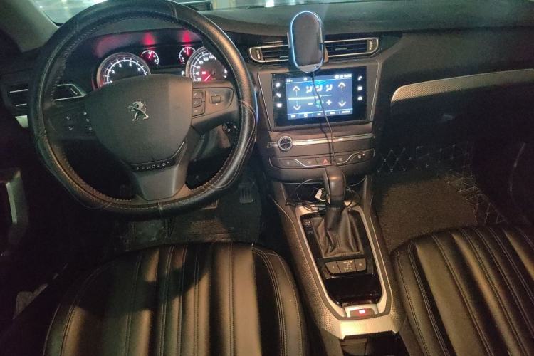 Used Peugeot 408 2019 350THP Automatic Luxury Edition China V Standard Center Console