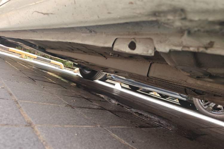 Used Peugeot 408 2019 360THP Automatic Luxury Edition China VI Standard Chassis Front Right