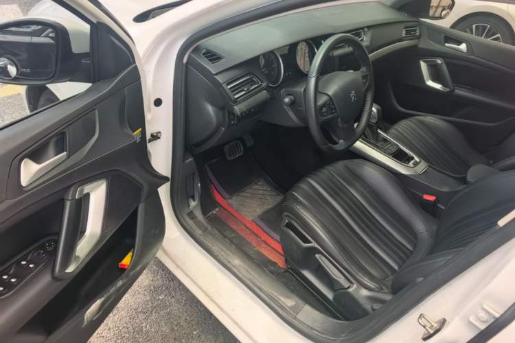 Used Peugeot 408 2019 360THP Automatic Luxury Edition China VI Standard Driver Seat