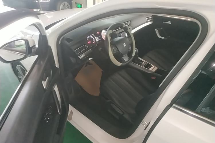 Used Peugeot 408 2019 360THP Automatic Luxury Edition China VI Standard Driver Seat