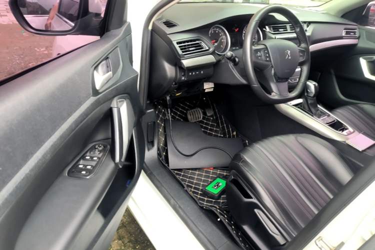 Used Peugeot 408 2019 230THP Automatic Luxury Edition China V Standard Driver Seat
