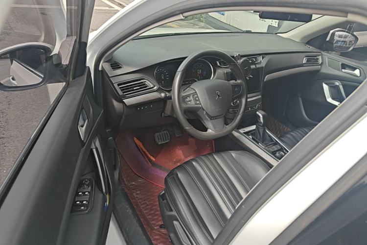 Used Peugeot 408 2019 360THP Automatic Luxury Edition China VI Standard Driver Seat