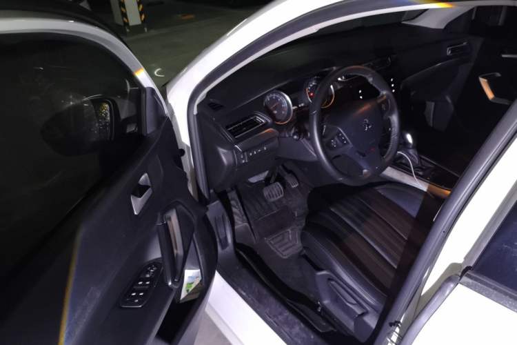 Used Peugeot 408 2019 360THP Automatic Luxury Edition China VI Standard Driver Seat