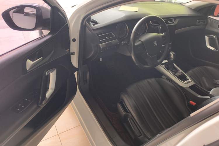 Used Peugeot 408 2019 360THP Automatic Luxury Edition China VI Standard Driver Seat