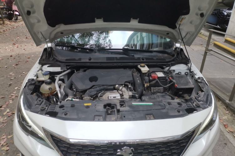 Used Peugeot 408 2019 360THP Automatic Luxury Edition China VI Standard Engine Bay