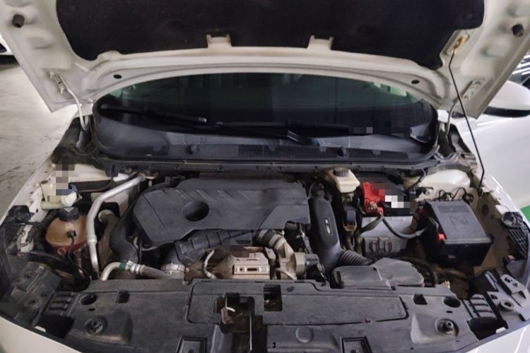 Used Peugeot 408 2019 360THP Automatic Luxury Edition China VI Standard Engine Bay