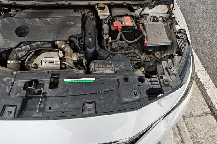 Used Peugeot 408 2019 360THP Automatic Luxury Edition China VI Standard Engine Bay Left