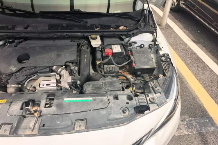 Used Peugeot 408 2019 360THP Automatic Luxury Edition China VI Standard Engine Bay Left