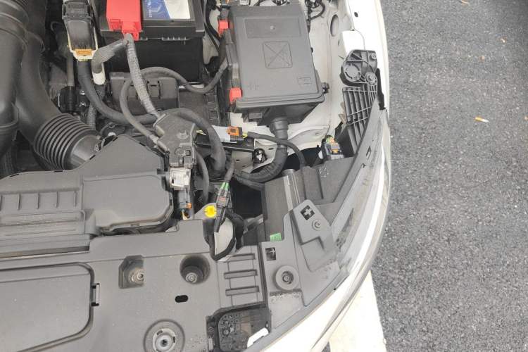 Used Peugeot 408 2019 230THP Automatic Luxury Edition China V Standard Engine Bay Left