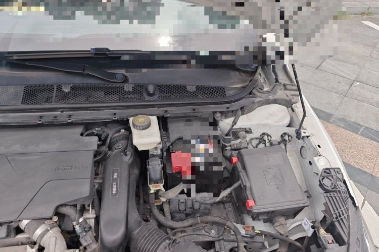Used Peugeot 408 2019 360THP Automatic Luxury Edition China VI Standard Engine Bay Left