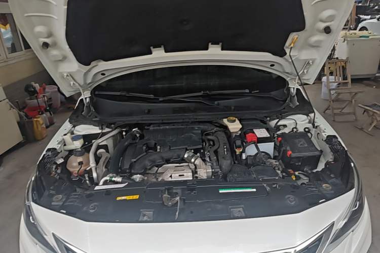 Used Peugeot 408 2019 350THP Automatic Luxury Edition China V Standard Engine Bay