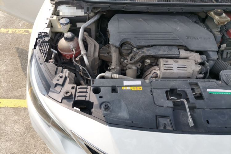 Used Peugeot 408 2019 230THP Automatic Luxury Edition China VI Standard Engine Bay Right