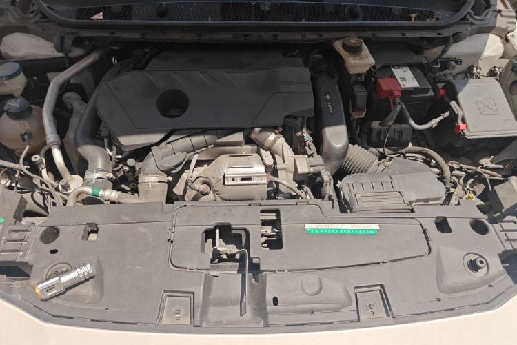 Used Peugeot 408 2019 360THP Automatic Luxury Edition China VI Standard Engine Bay
